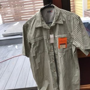 GH Bass & Co men’s med shirt!  New never worn!